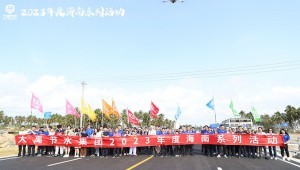 1月30日至2月6日，大禹節(jié)水集團(tuán)舉辦“2023年年度系列活動(dòng)——海南行”。提出要將奮斗貫穿全年，以?shī)^斗者為本，堅(jiān)持“以利潤(rùn)為核心，開(kāi)放自信、腳踏實(shí)地，搶抓機(jī)遇上臺(tái)階，昂首邁進(jìn)百億目標(biāo)的工作總基調(diào)，堅(jiān)決全面徹底完成各項(xiàng)經(jīng)營(yíng)管理目標(biāo)，向黨委、董事會(huì)、全社會(huì)交上一份絢麗的答卷！
